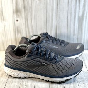 Brooks Ghost 12 Men’s Running Shoes Berkshire Hathaway Edition Size 10 D RARE!